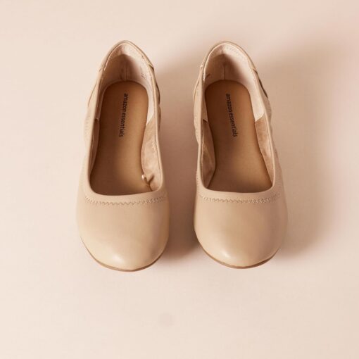 Amazon Essentials Women's Belice Slip On Ballet Flat, Beige, 8.5 Wide - Image 5
