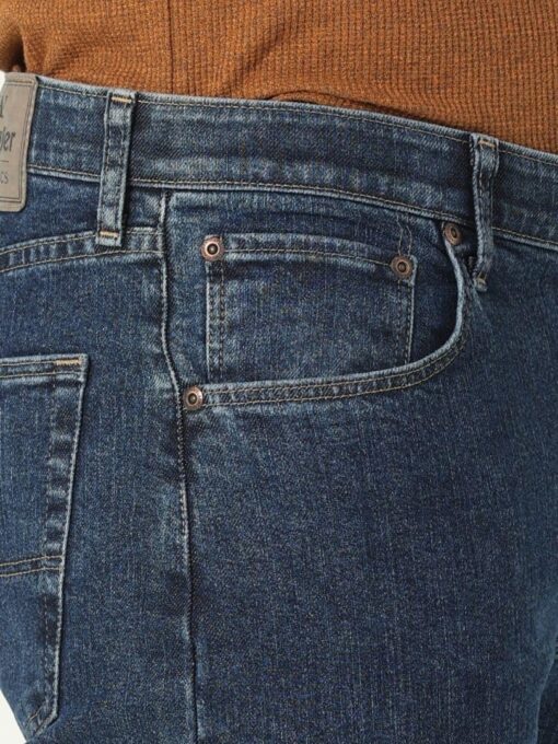 Wrangler Authentics Men's Regular Fit Comfort Flex Waist Jean - Image 6