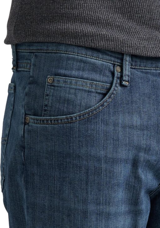 Wrangler Authentics Men's Classic 5-Pocket Relaxed Fit Flex Jean - Image 6
