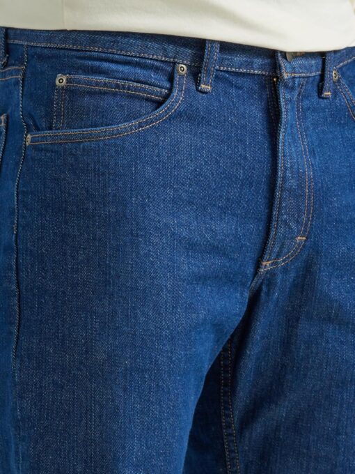 Lee Men's Legendary Regular Straight Jean - Image 4
